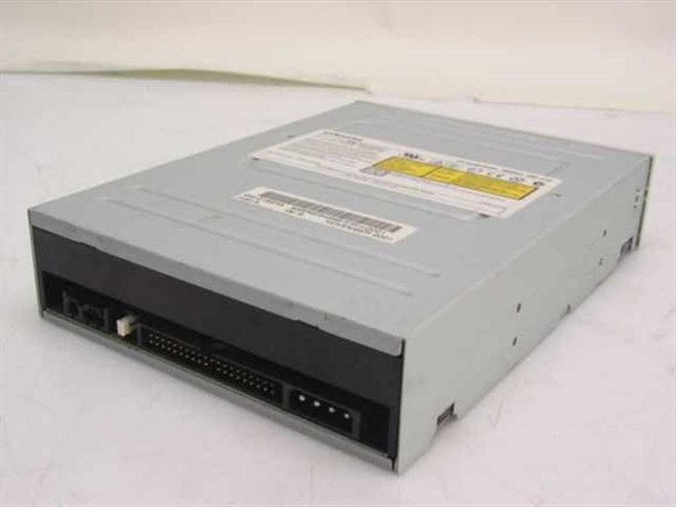 Samsung SW-216 CD-RW drive — rear view showing 40-pin IDE connector, 4-pin Molex power connector, and jumper block