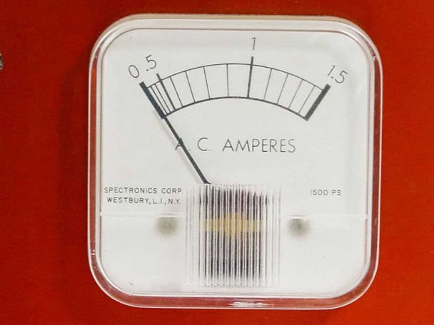 Spectroline 1500 front-panel analog meter closeup — AC Amperes scale 0 to 1.5, Spectronics Corp Westbury L.I. NY, part number 1500 PS