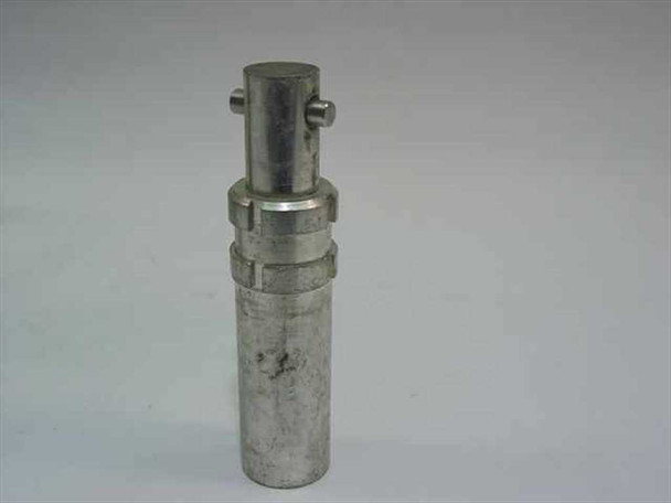 Meltric 4-0901-K WS Welding Connector – top view of aluminum female connector body showing pin receptacle and retention pins