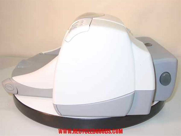HP DeskJet 990Cxi – right-side profile view showing smooth white and gray housing