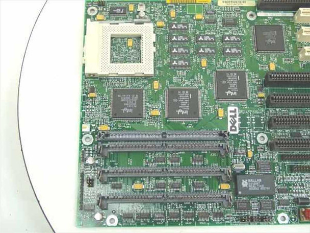 Dell 78971 motherboard close-up of Socket 5 CPU socket, Intel chipset ICs, and SIMM memory slots