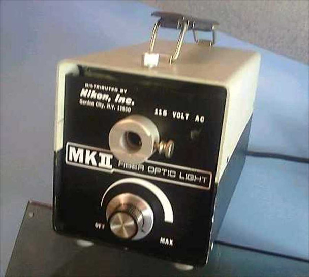 Nikon MKII Fiber Optic Light Source 150 Watt - As Is