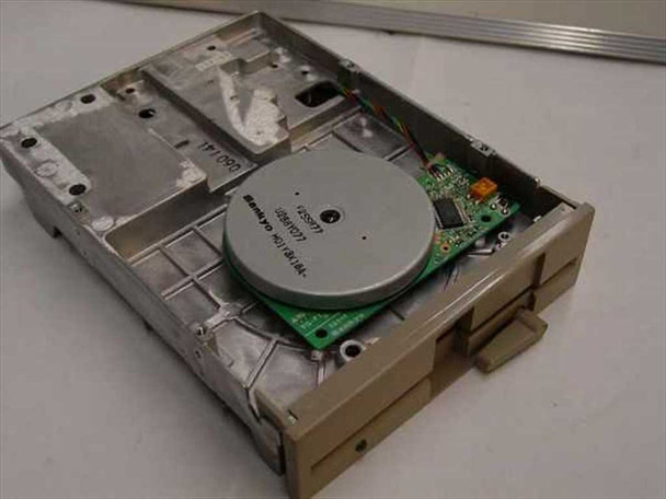 Mitsubishi MF504C 1.2 MB 5.25" Internal Floppy Drive