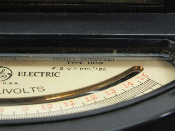 General Electric GE DP-9 8DP9VED1 DC Millivolt Voltmeter – close-up of meter scale label showing model 8DP9VED1, Type DP-9, F.S.V. = .015/.150 and GE Electric USA markings