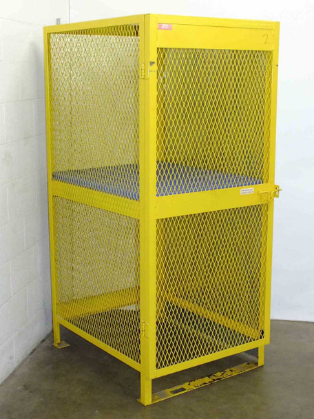 Jamco CA080 cabinet, front view showing both expanded-metal mesh doors latched closed and blue shelf visible inside