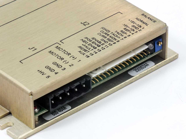 Headway Research 800-404A PWM32 Motor Module — close-up of front-left corner showing part number label 800-404A, 4-pin power connector, and ribbon connector with pinout label detail