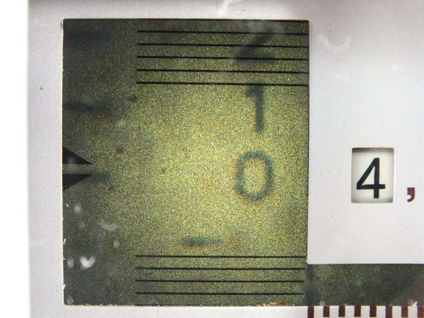 Mettler E2000 display closeup – analog scale reading visible during operation