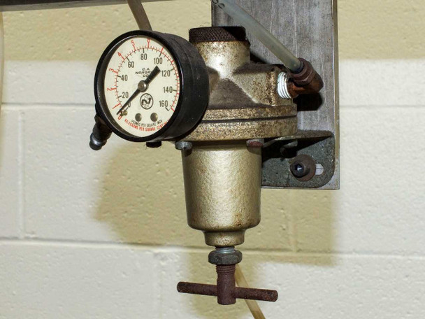 Chemtron Vacuum Pot Chamber w/ Tube-Turns T-Bolt Closures