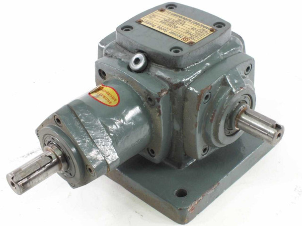 Shanghai Honest Gearing 1:1 Indexing Drive 14-1:1-1-R-0-V5 – front-left isometric view showing dual output shafts and base flange mount
