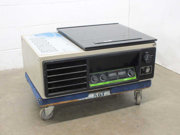 Sorvall RT6000 Refrigerated Centrifuge – front and left side view showing front panel controls and ventilation grilles