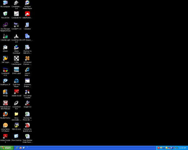 Windows XP desktop on Dell PC controller showing multiple Corob software icons including CorobSHOP, Corob4, CorobLAB, CorobFALCON, ColorDesigner, and other installed applications
