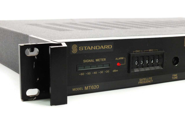 Standard MT620 front panel close-up — left side showing signal meter (-60 to -20 dBm), alarm LED, satellite frequency thumbwheel display at 3940 MHz, and fine tune knob