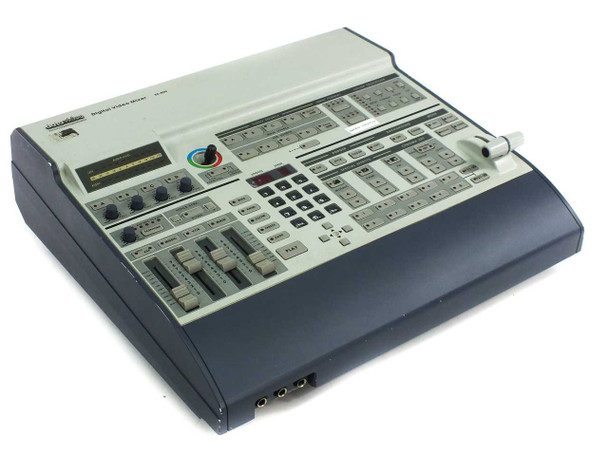 DataVideo SE-800 4-Channel Digital / Analog Video & Audio Mixer -No Power Supply