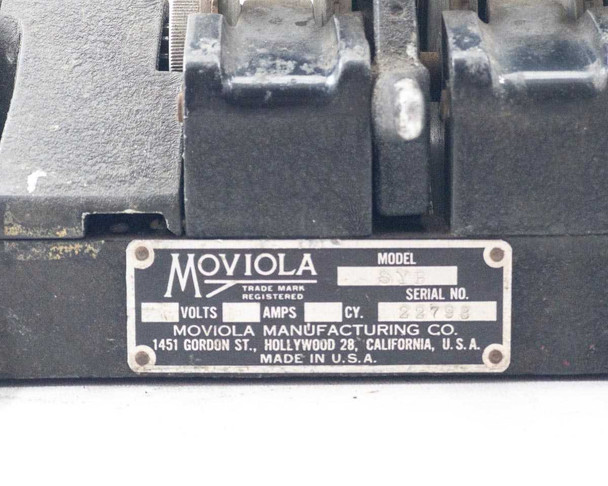 Moviola SYB nameplate close-up – model SYB, serial number 22733, Moviola Manufacturing Co., 1451 Gordon St., Hollywood 28, California, Made in USA