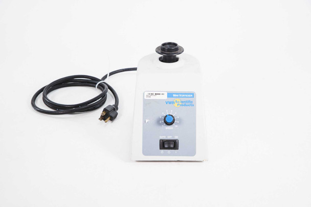 VWR Scientific VM-3000 Mini Vortexer 945300 — front panel close-up showing VWR Scientific Products branding, blue speed control knob, and Auto/Off/On rocker switch with asset tag label