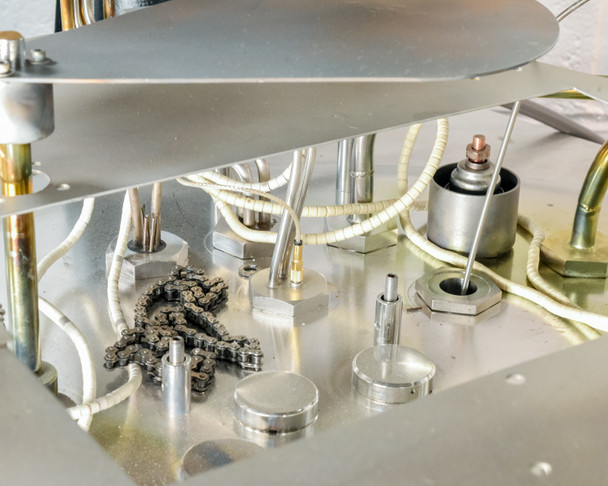 CHA Industries SEC-600 Cryo Vacuum Deposition System Bell Jar and Power Unit