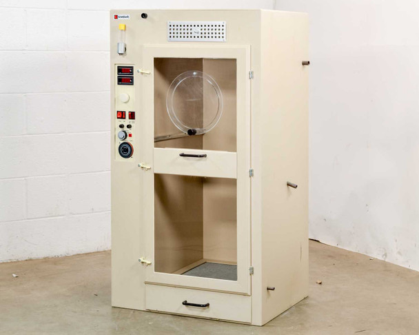 Grumbach Brutgeräte avian inter-hatch breeding incubator front view, door open showing upper incubation chamber with circular access hatch and lower hatch drawer