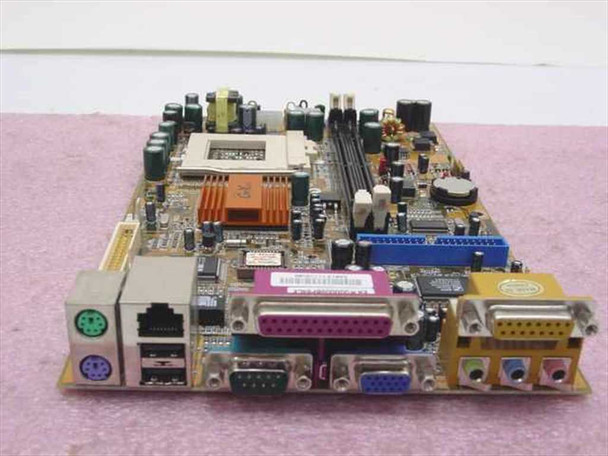 PC Chips 528YE11 PGA370 motherboard front view showing I/O ports, DIMM slots, and CPU socket