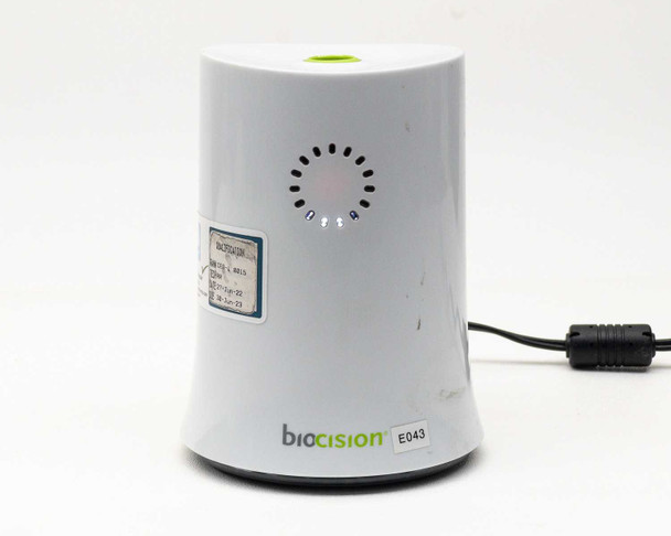 Biocision ThawSTAR CFT2 thawing system – front-right view showing Biocision logo, E043 asset label, ventilation ring, and connected DC power cable