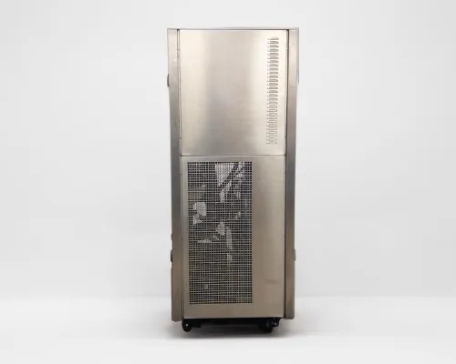 Lneya Sundi-225-2TN chiller – right side view on casters showing mesh lower ventilation panel and stainless steel enclosure