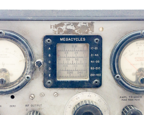 Hewlett Packard 608F VHF Signal Generator, 115/230 Volts 50-400 Cycles