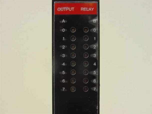 GE Fanuc IC630MDL380A — front panel closeup showing OUTPUT RELAY label and 16 indicator LEDs arranged in two columns A0-A7 and B0-B7