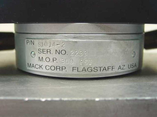 Mack Corp S1014-2 label close-up showing P/N S1014-2, Ser. No. 2233, M.O.P. 300 PSI, Mack Corp Flagstaff AZ USA