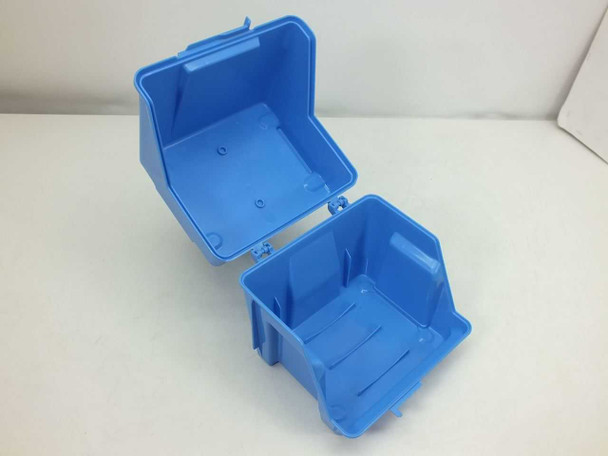 Fluoroware Entegris E124-60 6-inch silicon wafer carrier case open, showing interior wafer slots and hinge — blue