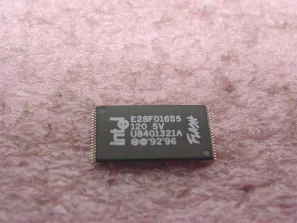 Intel E28F016S5-120 Smart 5 FlashFile 16Mbit flash memory IC – top label showing model, 120ns, 5V, and date code U8401321A