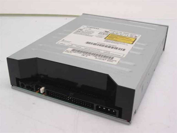 Samsung SD-612 DVD-Master 12E rear view showing 40-pin IDE connector, 4-pin Molex power connector, and jumper pins