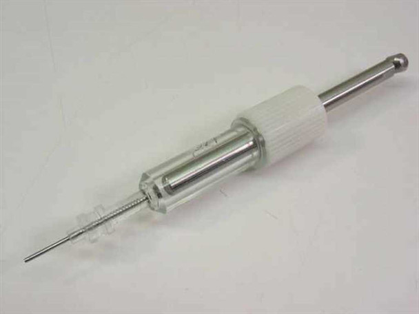 Abbott Spectrum ISE Reagent Syringe 1366-08 – opposite side view showing needle tip and plunger end