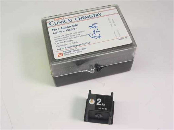 Abbott 1365-01 Na+ Sodium Electrode shown with original Abbott Clinical Chemistry box and electrode module, front view