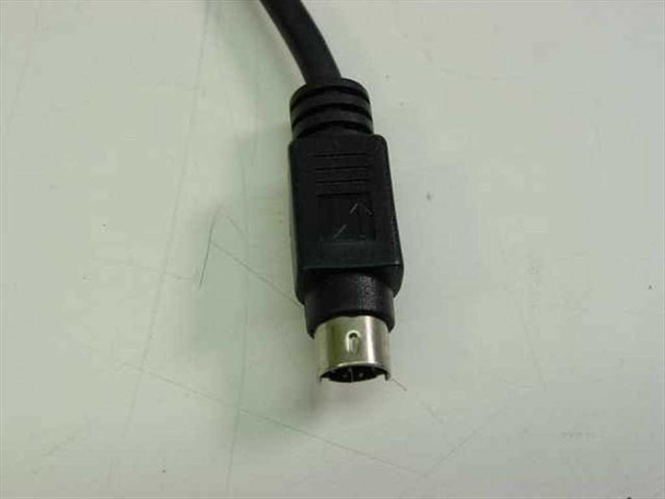 MR3 Programmable Decoder – close-up of mini-DIN bus connection cable connector