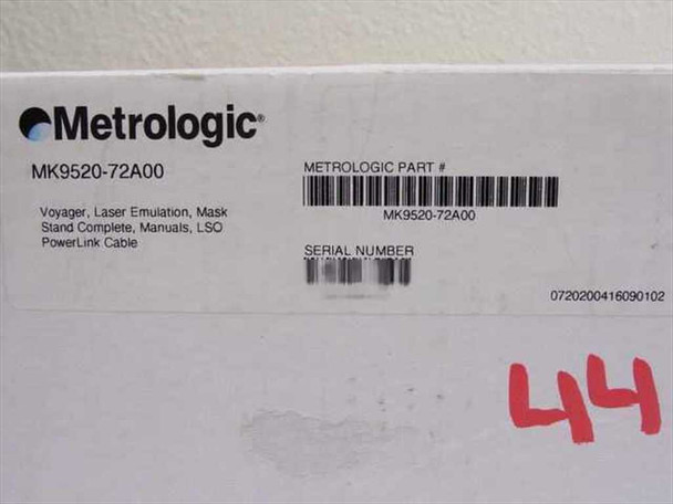 Metrologic MK9520-72A00 original box label showing part number, serial number, and contents: Voyager, Laser Emulation, Mask, Stand Complete, Manuals, LSO PowerLink Cable