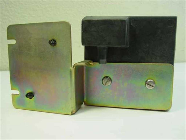 Cambridge Filter Corp A1255036G0 IBM 4780581 air filter – top view of metal mounting bracket with screw holes and filter housing