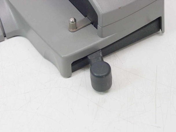 Extended Systems ESI-PRT707A close-up of locking lever mechanism used to secure the laptop