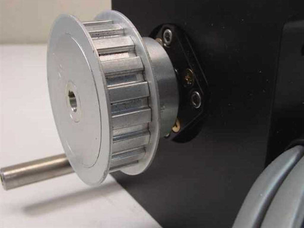 Mycom BRA85-10 timing belt pulley and stepper motor shaft detail – aluminum pulley with central bore