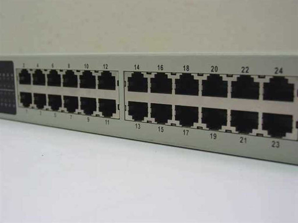 Unicom Dyna-Switch/24 FEP-31024T-1 — front port panel close-up showing all 24 numbered RJ-45 10/100Base-TX ports