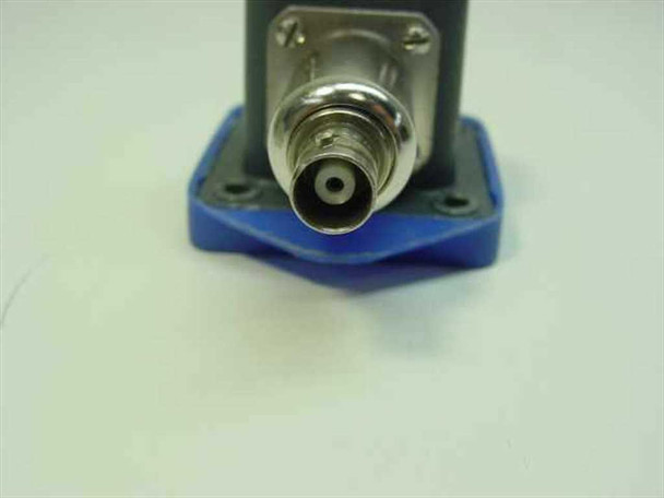 HP H424A Crystal Detector – close-up front view of BNC output connector on blue flange mount