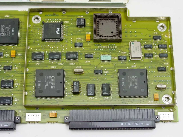 HP D1470-60034 – close-up of CHIPS-branded processor and memory controller ICs and coprocessor socket labeled COPROCESSOR