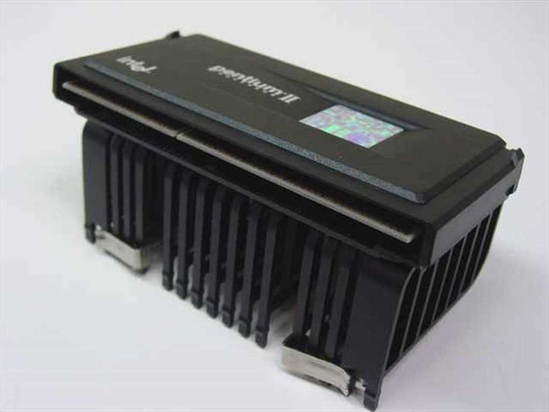 Intel Pentium II SL2HE 266MHz Slot 1 CPU – front three-quarter view showing black heatsink cartridge and Intel holographic label