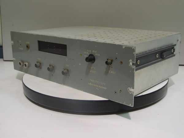 PMR/TRQ-3/U Range Timing Radio Receiver 73B100 – front panel view showing controls, rotary selector, and display