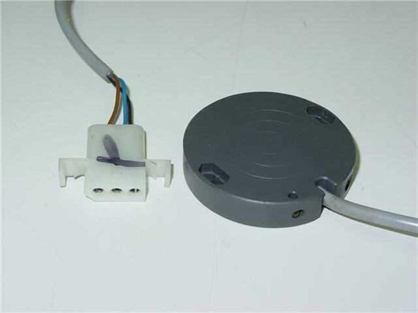 Pepperl+Fuchs CJ30-50K10-E2-Y proximity sensor – rear view showing 3-pin white connector with wired leads