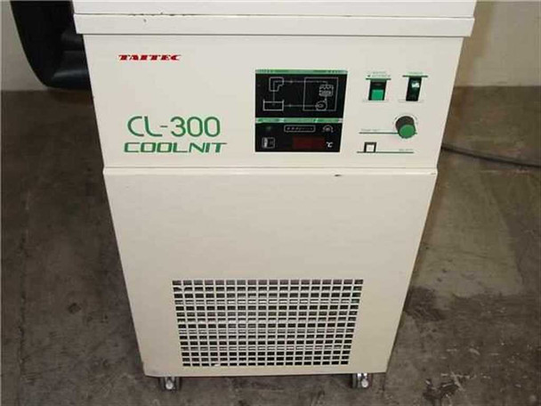 Taitec CL-300 Coolnit front control panel — CL-300 branding, digital temperature display, flow monitor diagram, and green power/selector switches