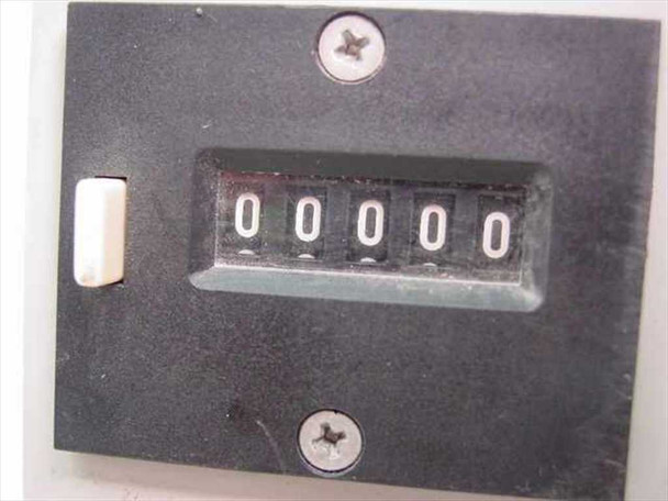 Close-up of KEP 476666-1 counter face showing 5-digit mechanical drum display at 00000 and reset button on left side