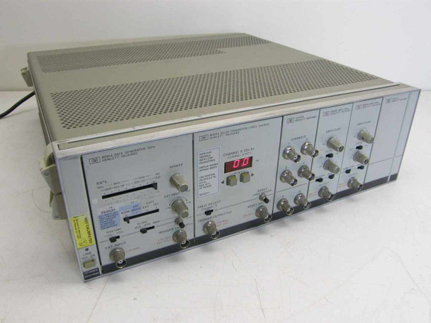 HP 8080A Mainframe with 8091A 8092A 8093A plug-ins – front panel three-quarter right view showing LED delay display