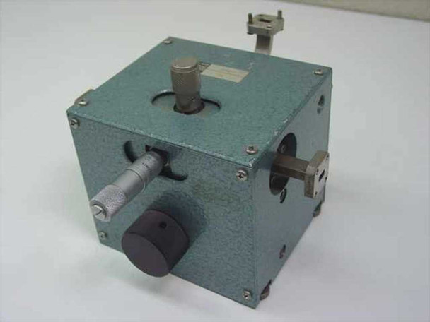 Alpha Industries Variable Coupler for Ka band (26.5 to 40GHz) WR28 (A740)