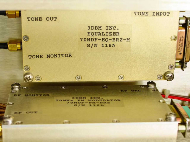 3dbm 70MDF-DAT-BRZ Dual Port RF AM Satcom Modulation in Plugin Module Chassis