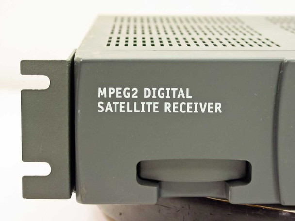 General Instrument DSR4400 front-left corner close-up showing MPEG2 Digital Satellite Receiver label and smart-card slot