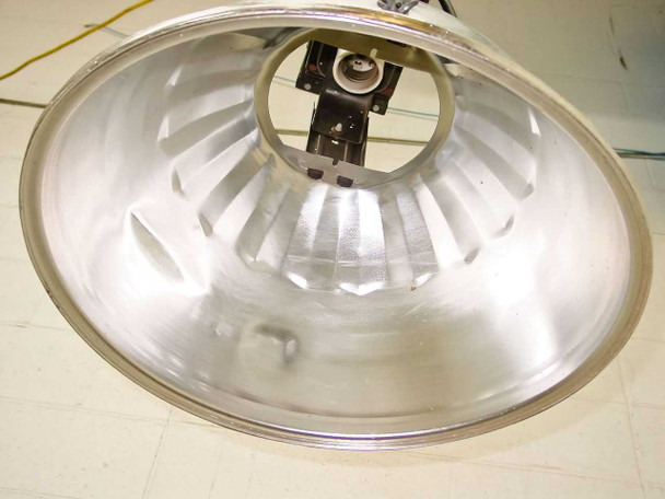 Lumark MHSS-M-400-MT-U aluminum reflector — interior view showing ribbed reflector cone and lamp socket